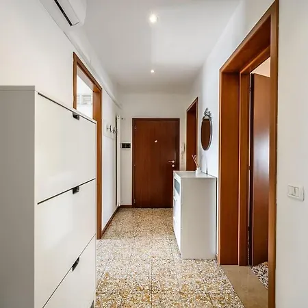 Apartamento The Youth House Near Downtown & Hesperia Hospital Módena