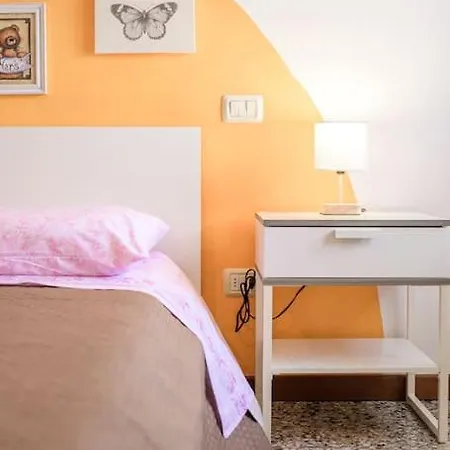 The Youth House Near Downtown & Hesperia Hospital Διαμέρισμα Μόντενα