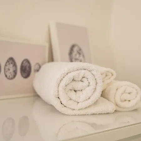 The Youth House Near Downtown & Hesperia Hospital Διαμέρισμα