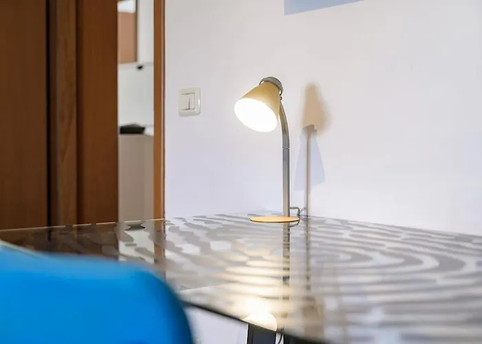 Apartment The Youth House Near Downtown & Hesperia Hospital *