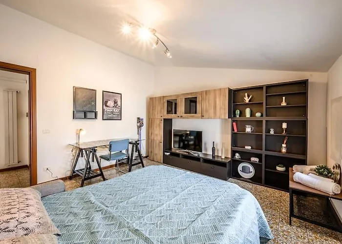 The Youth House Near Downtown & Hesperia Hospital *